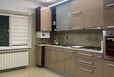 Apartament 3 camere, 72 mp, parter, lângă Teatrul Masca, Bulevardul Uverturii - 10