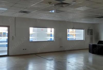 Spațiu comercial, de 33 mp, în Central - 1