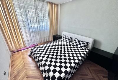 Apartament cu 4 camere decomandat, mobilat în Cetate
