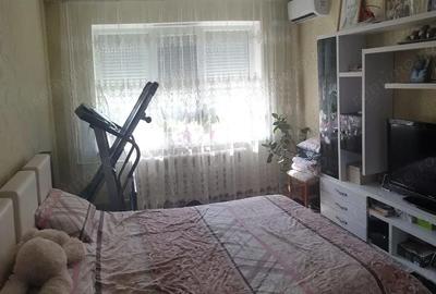 Apartament cu 2 camere decomandat în Rahova