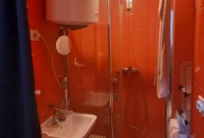 Garsonieră semidecomandată în Universitate - 1