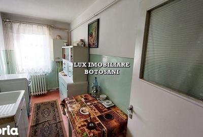 Apartament cu 4 camere în Central - 2
