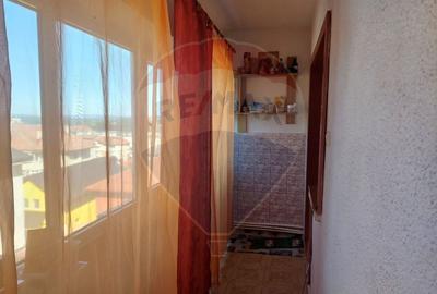 Apartament cu 4 camere decomandat de vanzare in Moinesti - 13