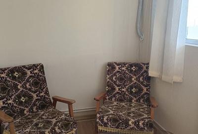Apartament decomandat de vanzare - Micro 18, 55,2 mp, etaj 8/10 - 12