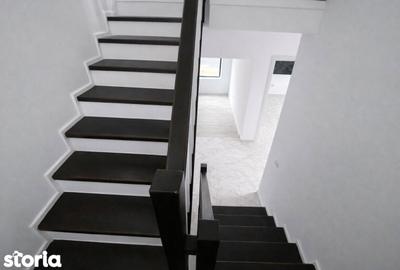 Casă cu 5 camere cu Teren 500 Mp în Podu Roș - 10