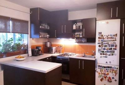 Apartament cu 2 camere semidecomandat, mobilat în Lipovei