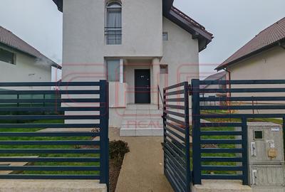 Casă individuală cu 4 camere cu Canalizare în Aviației - 1