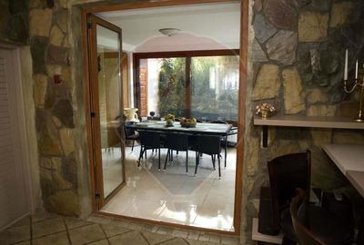 Casa / Vila cu 14 camere de vanzare in zona Centrala - 17