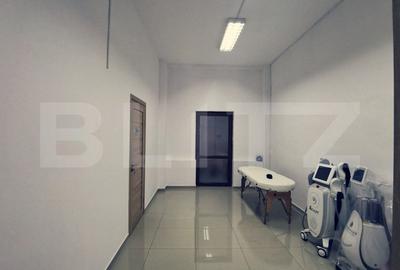 Spatiu comercial 150 mp si 25mp terasa, vad si flux intens, stradal, zona SIF! - 6