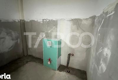 Apartament cu 2 camere semidecomandat în Turnișor - 8