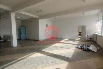 Spațiu comercial, de 460 mp, în Agigea - 2