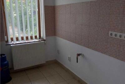 Spațiu comercial, de 64 mp, în Eminescu - 1