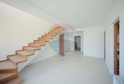 De vanzare Casa noua  cu 4 camere, teren 1190 mp  Cartier Podgoria - 5