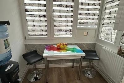 Apartament cu 3 camere decomandat în 1 Decembrie 1918 - 2