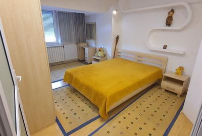 Apartament cu 3 camere decomandat în Ultracentral - 2