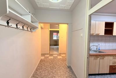 Apartament cu 4 camere decomandat în Apărătorii Patriei - 13