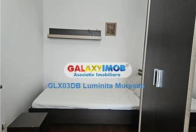 Apartament cu 2 camere decomandat în Micro 6 - 2