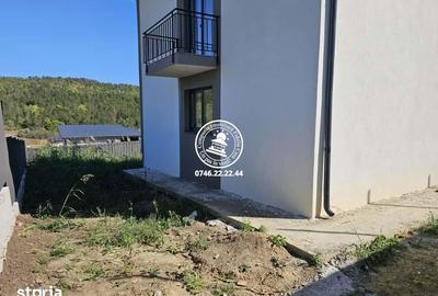 Casă cu 4 camere cu Teren 447 Mp în Valea Lupului - 12