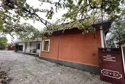 Vand casa in localitatea Picleu - 2