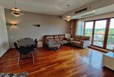 Apartament cu 3 camere decomandat în Floreasca