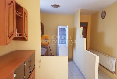 Casă individuală cu 3 camere cu Canalizare în Central - 7