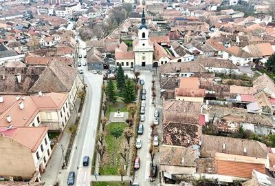 Apartament la casă – Medias, vis-a-vis de Școala  M. Eminescu - 1