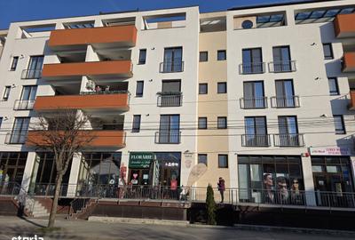 Spațiu comercial, de 75 mp, în Central - 8