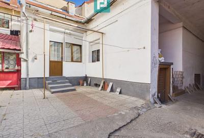 Apartament cu 3 camere semidecomandat, mobilat în Central - 23