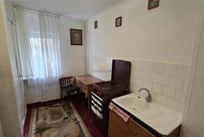 Apartament 3 camere Cartier Zamca De Inchiriat 0727817187 - 12