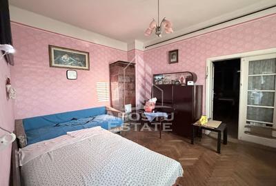 Casa alipita cu teren, necesita renovari, situata in zona Freidorf. - 3