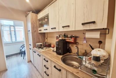 Apartament cu 2 camere decomandat în Hotvon - 1