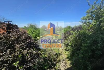 Casă cu 4 camere cu Teren 1416 Mp în Leordeni - 7