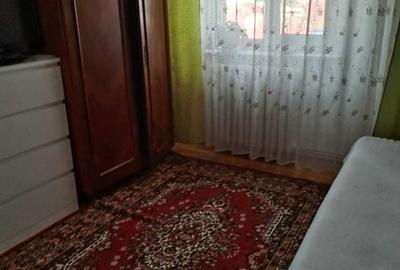 Apartament cu 3 camere decomandat în Frumoasa - 2