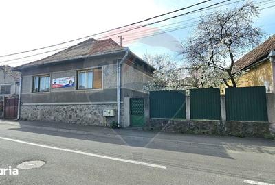 Casă cu 3 camere cu Teren 655 Mp în Central