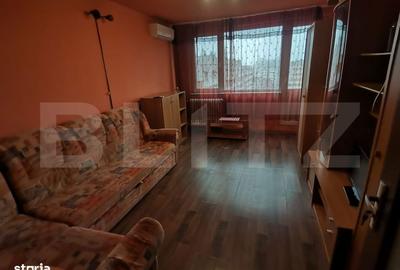 Garsonieră, mobilată în Calea București - 2