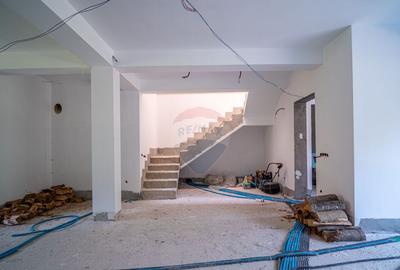 Casă cu 7 camere cu Teren 502 Mp în Piatra Arsă - 10