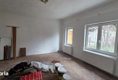Casă cu 1 camere decomandat cu Teren 30 Mp în Tudor Vladimirescu - 1