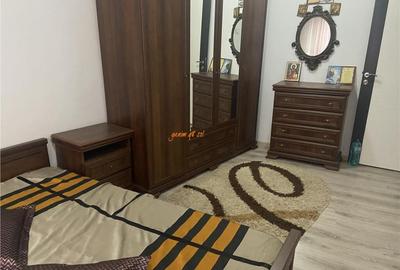 Apartament 4 camere , zona Piata Moldovei -Scoala nr 2 , dec - 5