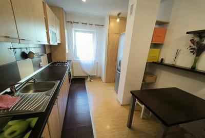 Apartament cu 2 camere decomandat în Dâmbul Rotund