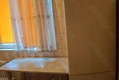 Apartament cu 2 camere semidecomandat în Giurgiului