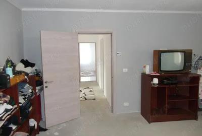 Casă cu 3 camere cu Teren 1439 Mp în Ronaț - 13