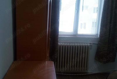 Garsoniera de inchiriat in micro 14 - 1