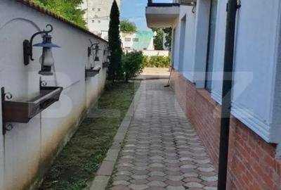 Spațiu comercial, de 641 mp, în Central - 2