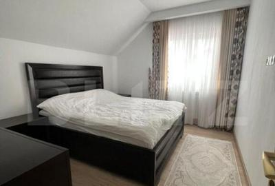 Casă cu 4 camere cu Teren 480 Mp în Livezeni - 11