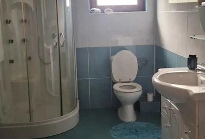 Casă cu 6 camere cu Teren 431 Mp în Aradului