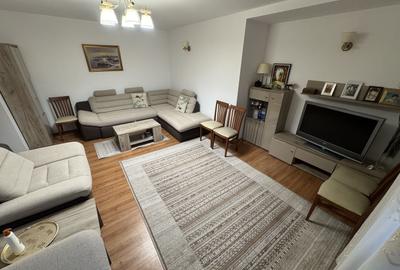 Apartament cu 2 camere decomandat, mobilat în Palazu Mare - 2