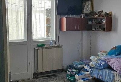 Apartament cu 3 camere, decomandat, etajul 1/4, zona Ciric