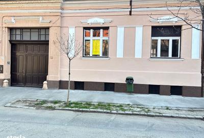 Casă cu 4 camere cu Teren 334 Mp în Central - 14