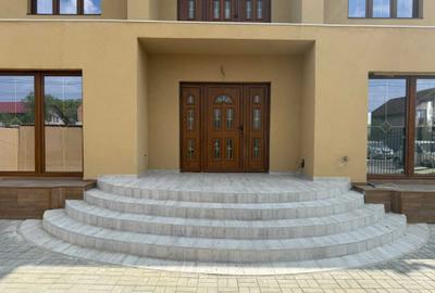 Casă cu 4 camere în Central - 7