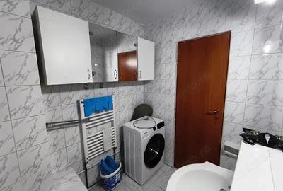 Apartament 3 Camere 80mp Tudor Etaj Intermediar zona Corina - 1